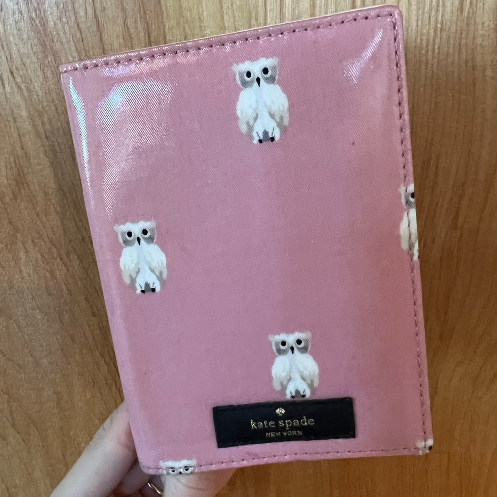 Kate Spade owl passport holder